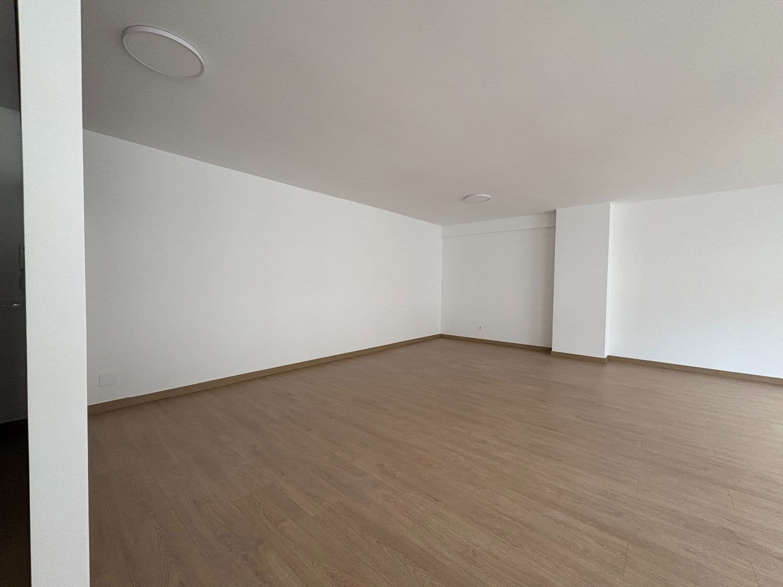 Oficinas reformadas en alquiler en San Prudencio 8, Vitoria-Gasteiz - imagen 4