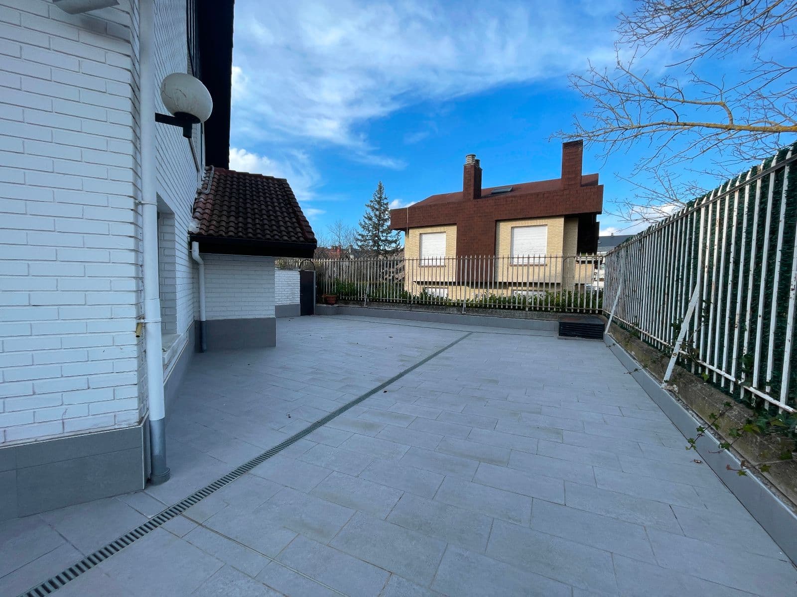 SE VENDE CASA EN MENDIZABALA - imagen 53