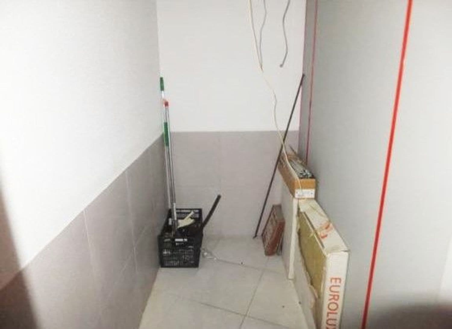 SE VENDE LOCAL EN LA REFORMADA CALLE ALDAVE - imagen 9