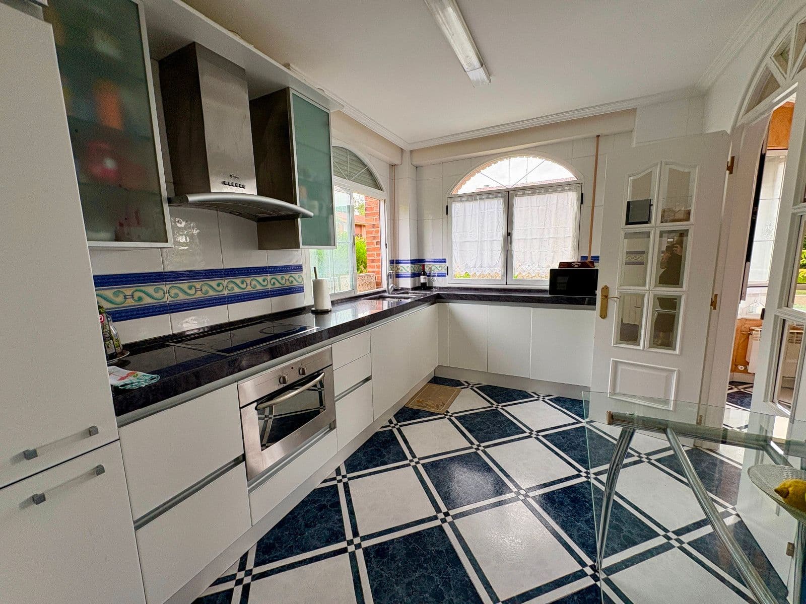 Se vende chalet independiente con jardín y piscina en Etxabarri-Ibiña. - imagen 11