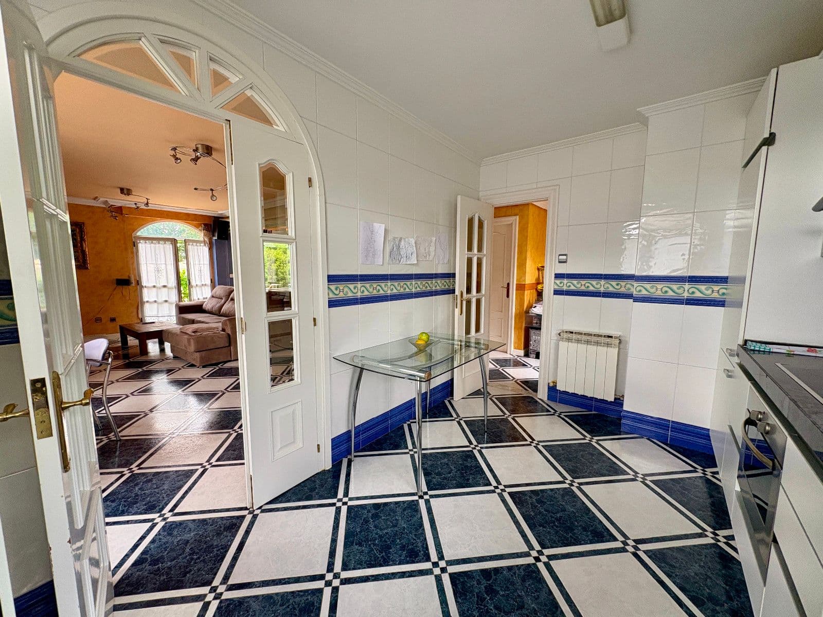 Se vende chalet independiente con jardín y piscina en Etxabarri-Ibiña. - imagen 12