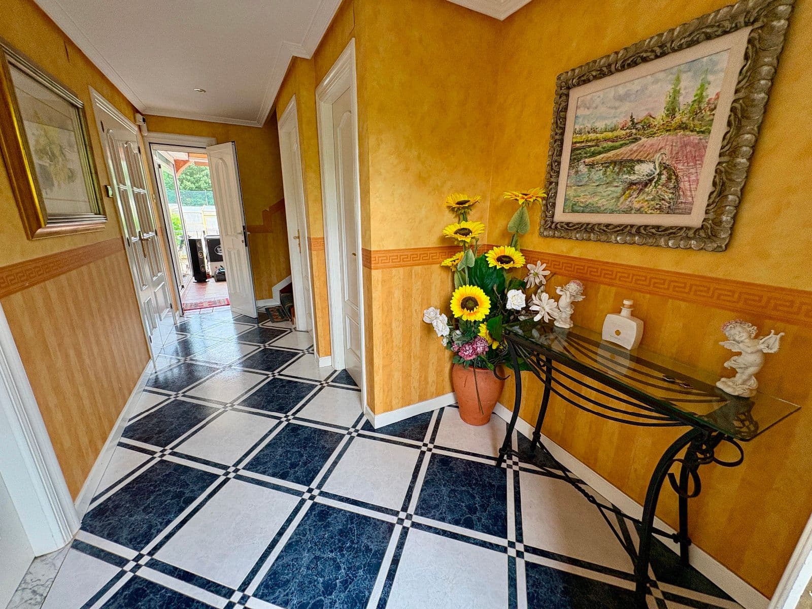 Se vende chalet independiente con jardín y piscina en Etxabarri-Ibiña. - imagen 22