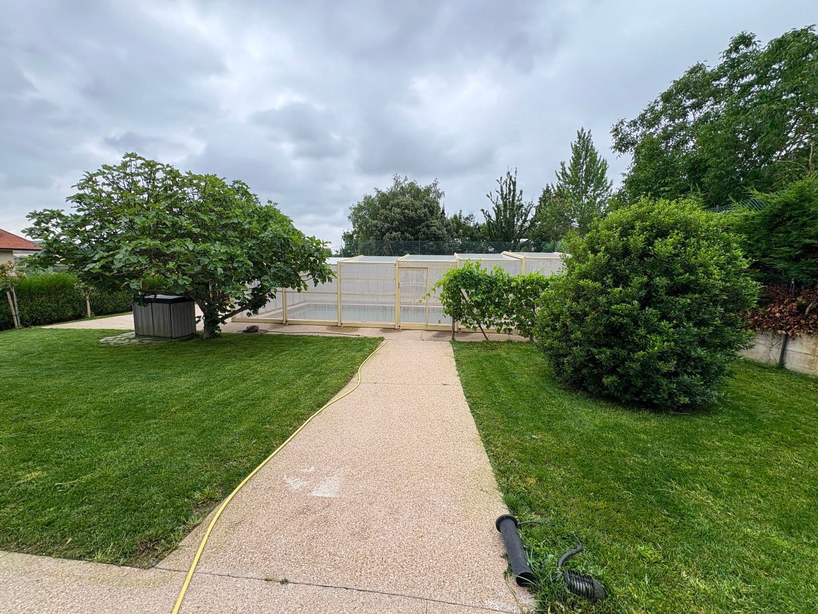 Se vende chalet independiente con jardín y piscina en Etxabarri-Ibiña. - imagen 53