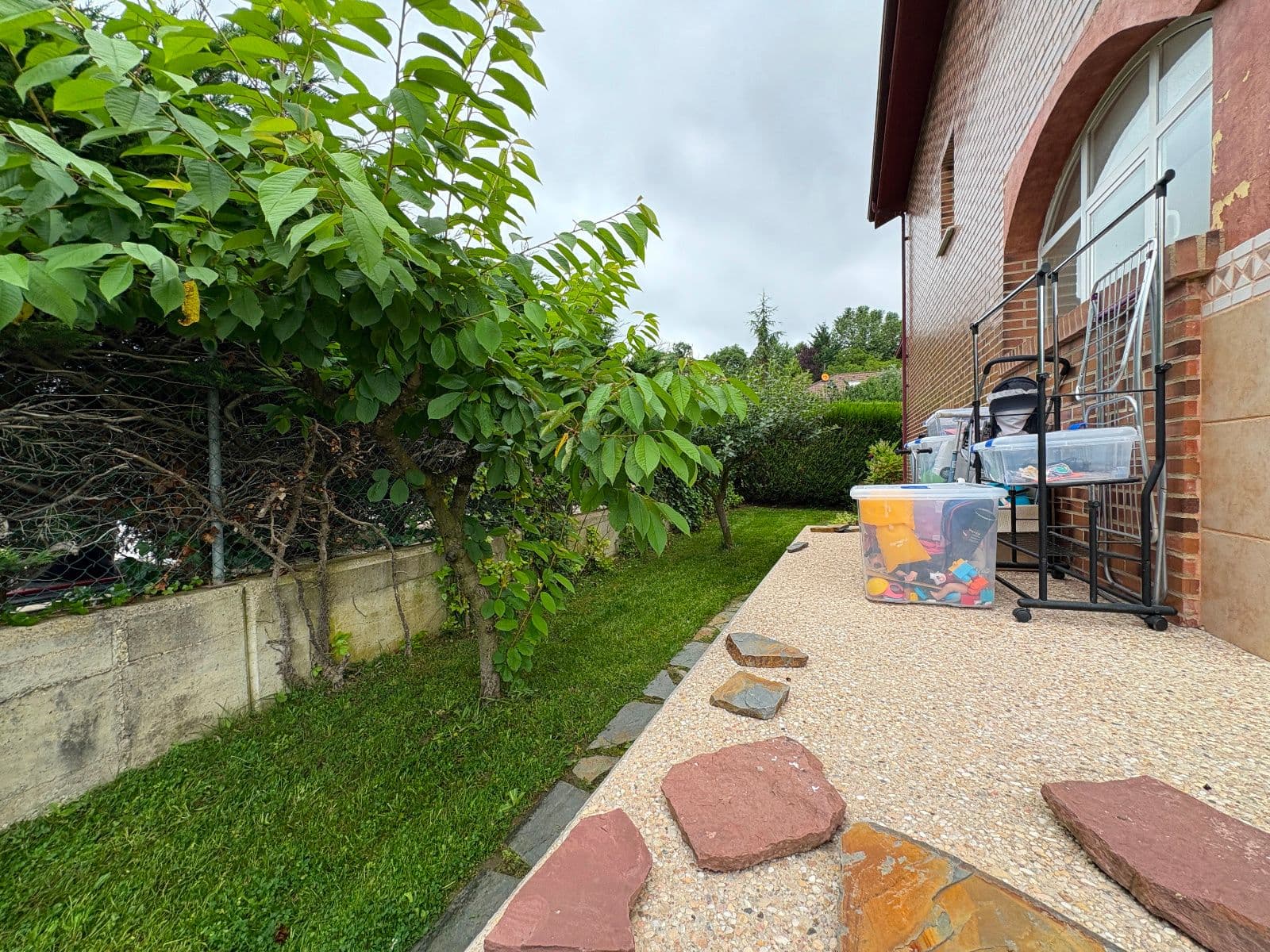 Se vende chalet independiente con jardín y piscina en Etxabarri-Ibiña. - imagen 55