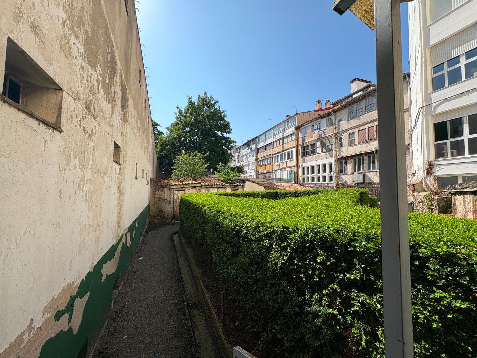 SE VENDE PLAZA DE GARAJE EN MANUEL IRADIER - imagen 8