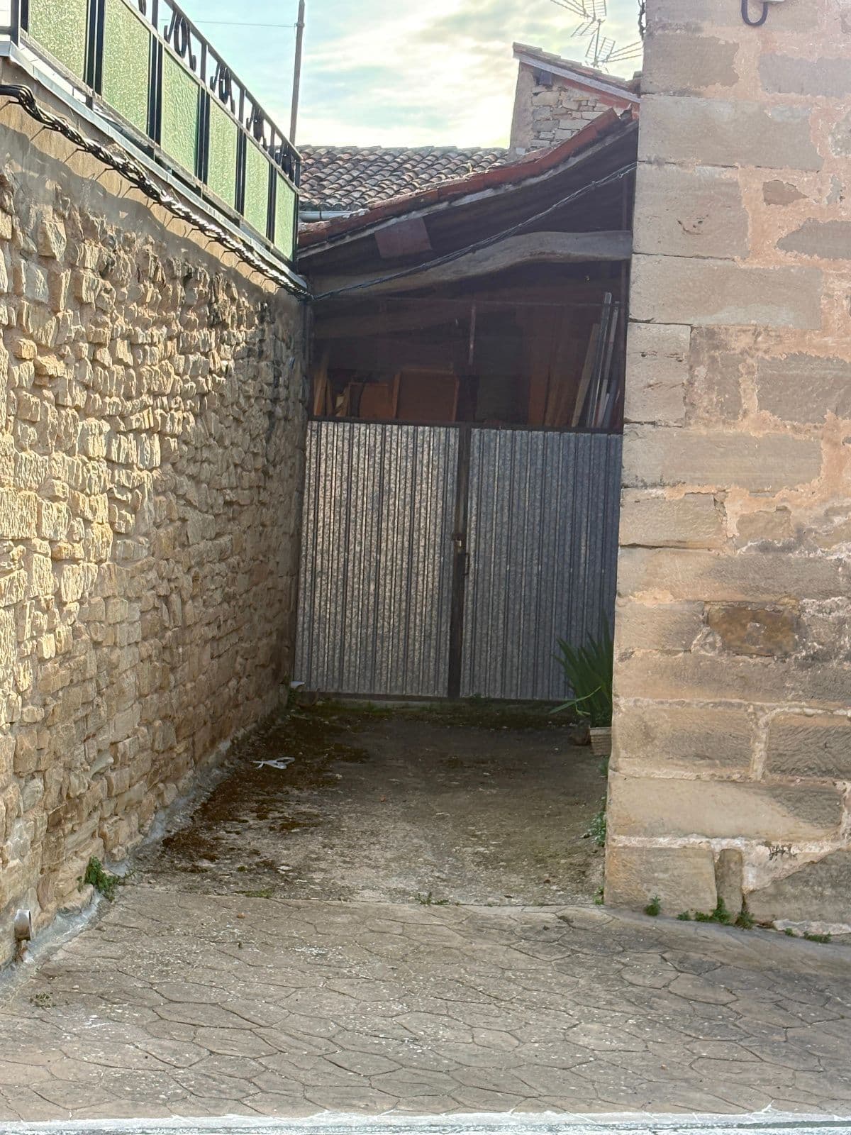 Caserón con encanto para rehabilitar en Fontecha - imagen 4