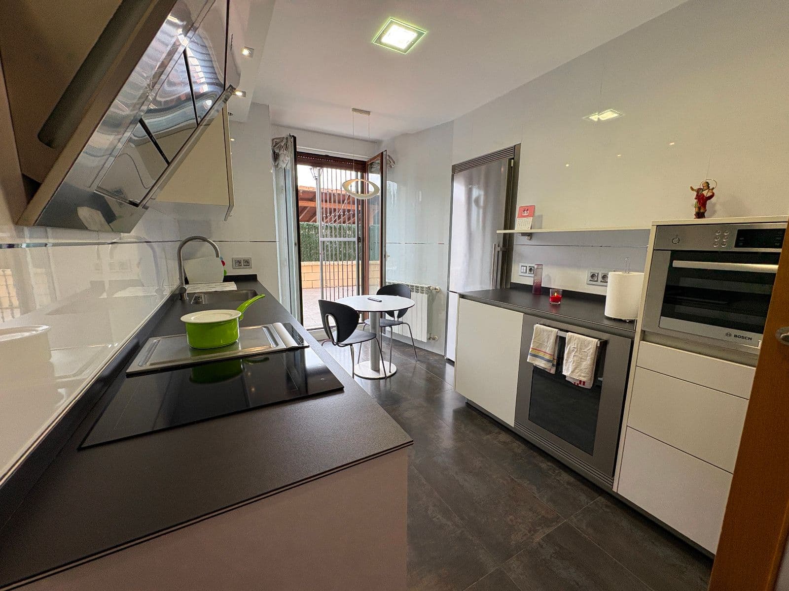 Vivienda de 140 m2 en planta baja en Casa Palacio reformada en Ilarraza. - imagen 7