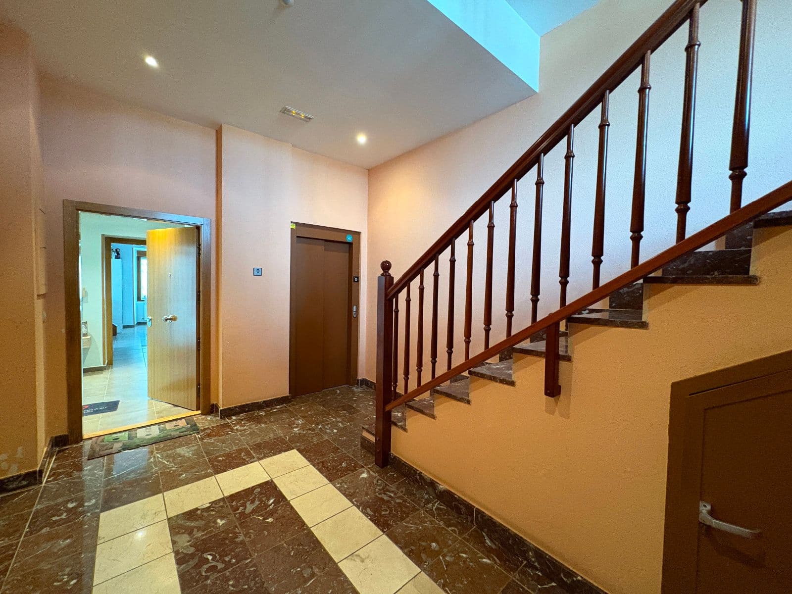 Vivienda de 140 m2 en planta baja en Casa Palacio reformada en Ilarraza. - imagen 57