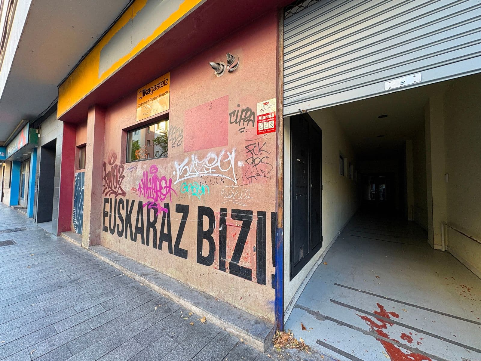 Local comercial en venta en calle Badaia, 25 – Zona Palacio de Congresos - imagen 3