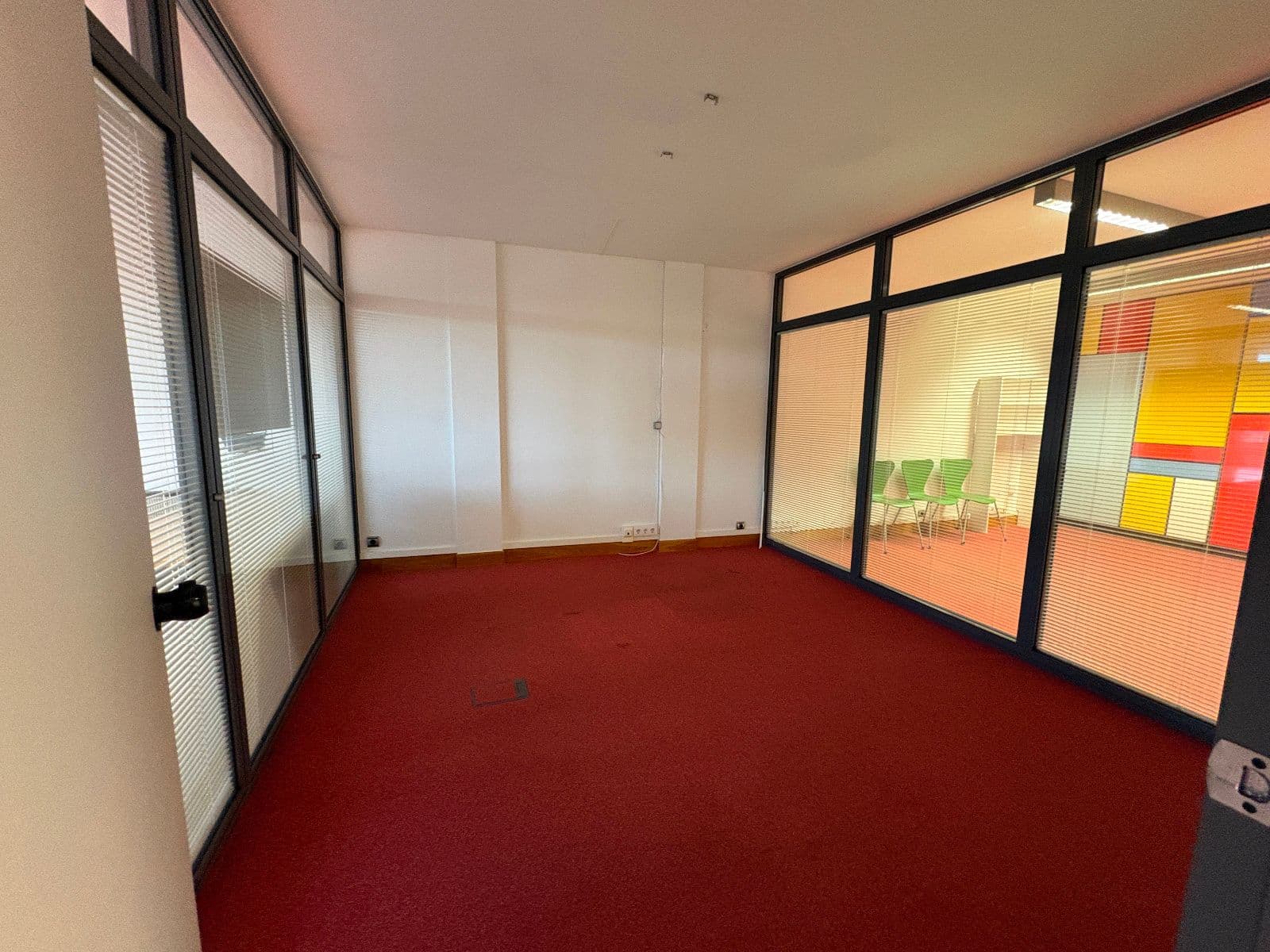 SE VENDE OFICINA  DE 75M2 EN GENERAL ALAVA 10 - imagen 5
