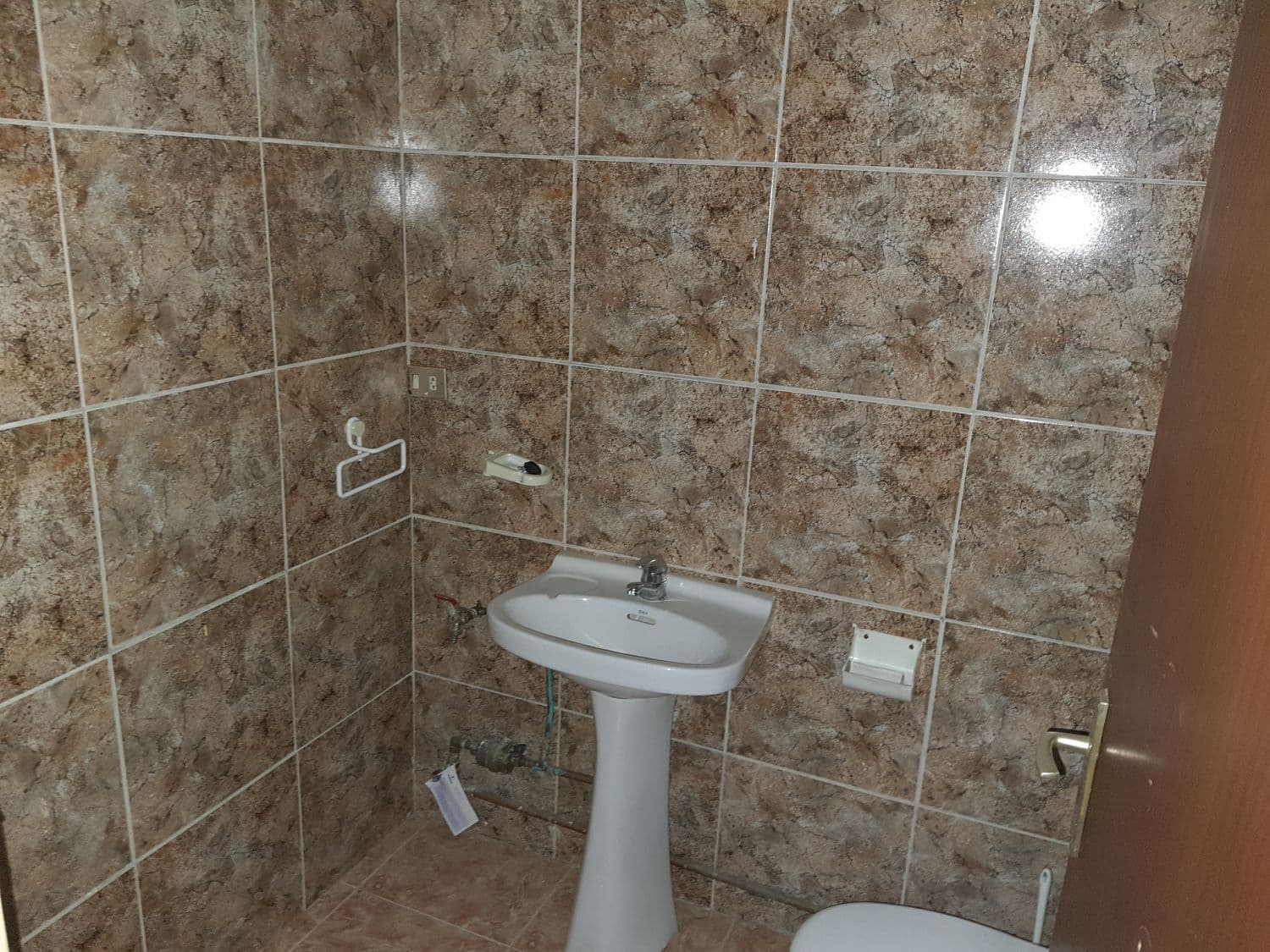 Se vende Local de 250 m² en Portal de Arriaga con 10 m de fachada - imagen 8