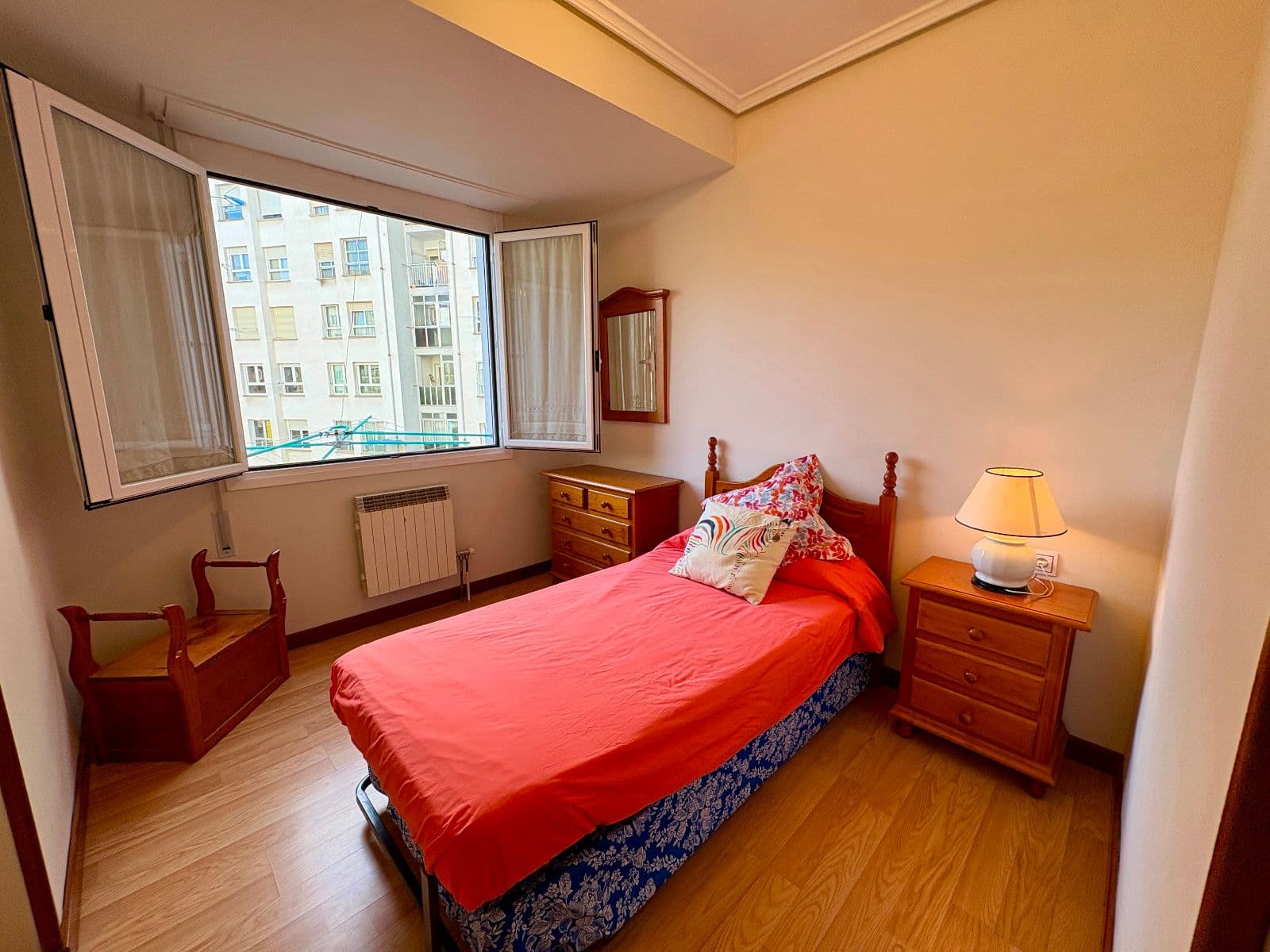SE ALQUILA DUPLEX EN LA AVENIDA GASTEIZ - imagen 14