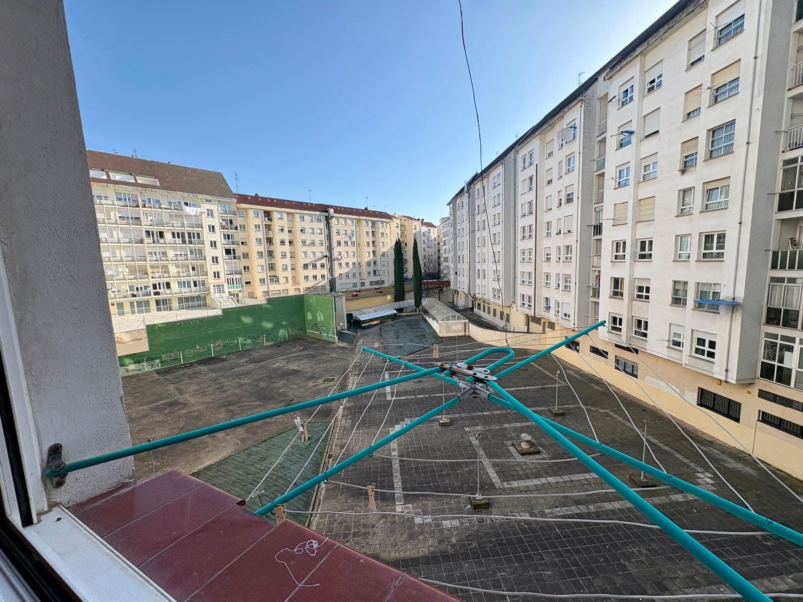 SE ALQUILA DUPLEX EN LA AVENIDA GASTEIZ - imagen 15