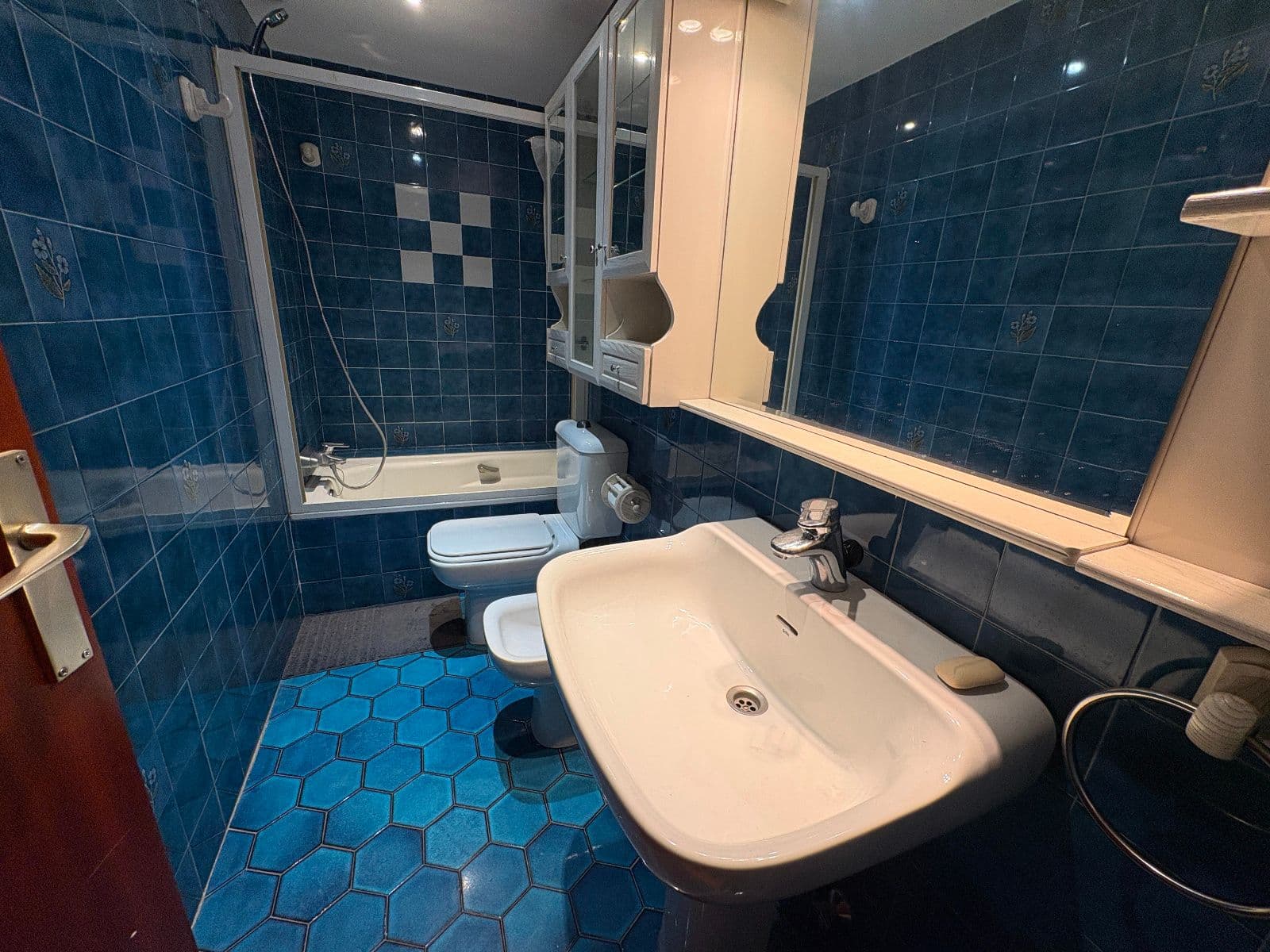 SE ALQUILA DUPLEX EN LA AVENIDA GASTEIZ - imagen 22