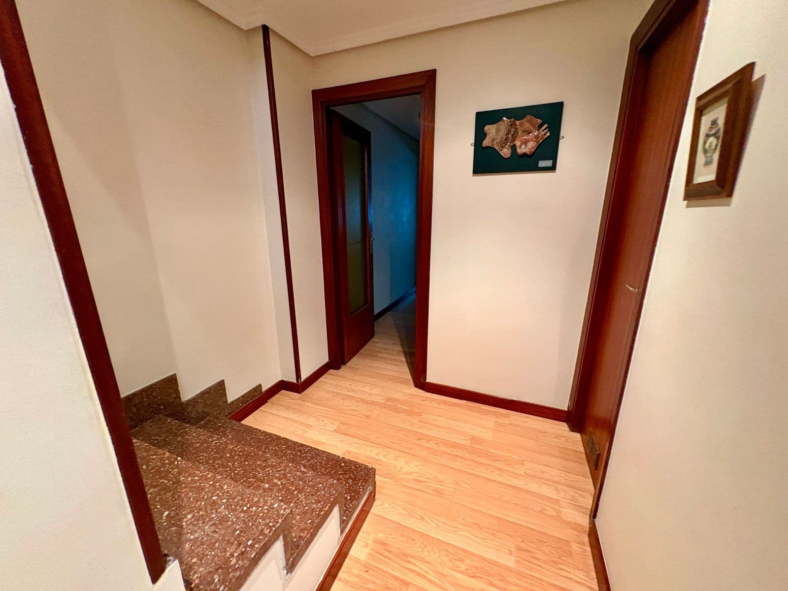 SE ALQUILA DUPLEX EN LA AVENIDA GASTEIZ - imagen 34