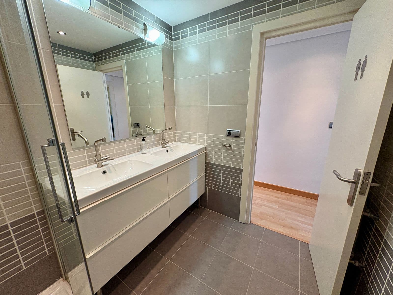 Se vende vivienda de 82m2 con 3 domitorios en Bruno Villarreal . - imagen 17