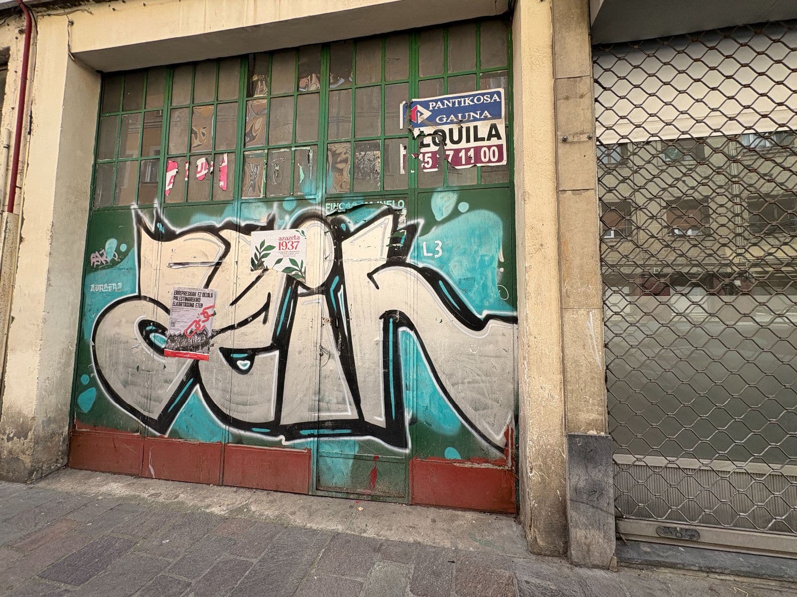 Se vende local en Calle Barrancal - imagen 13