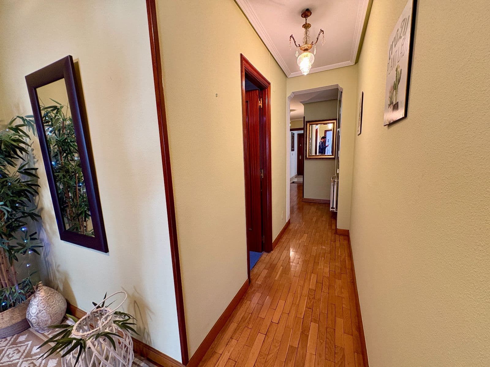 Se vende piso en calle San Antonio de 98m2 y dos habitaciones . - imagen 19