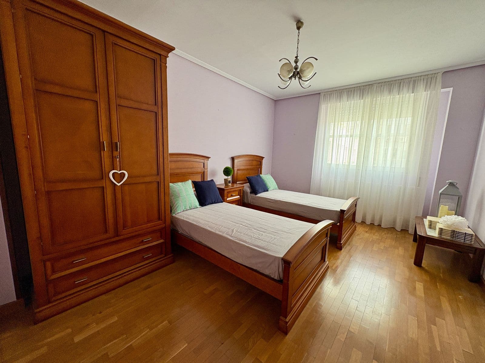 Se vende piso en calle San Antonio de 98m2 y dos habitaciones . - imagen 10