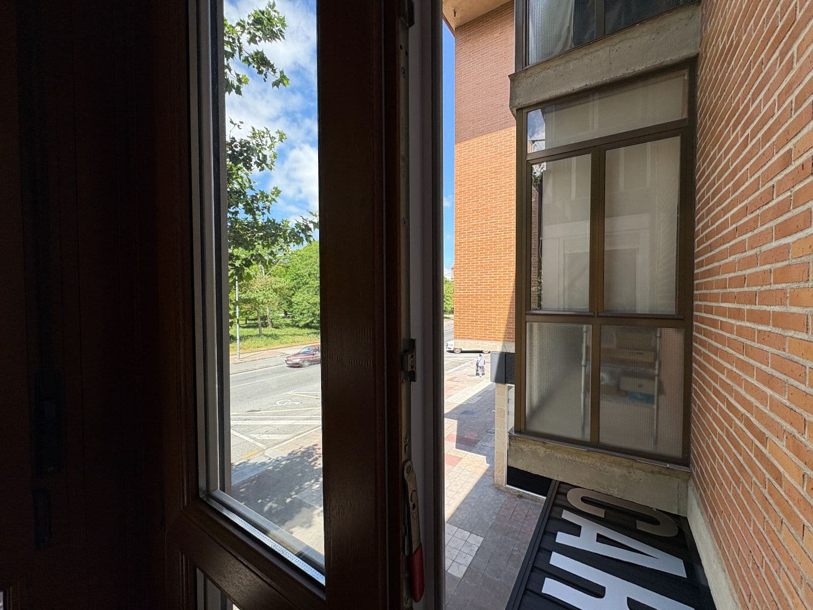 SE VENDE Piso reformado con terraza de 20 m² en Portal de Arriaga - imagen 22