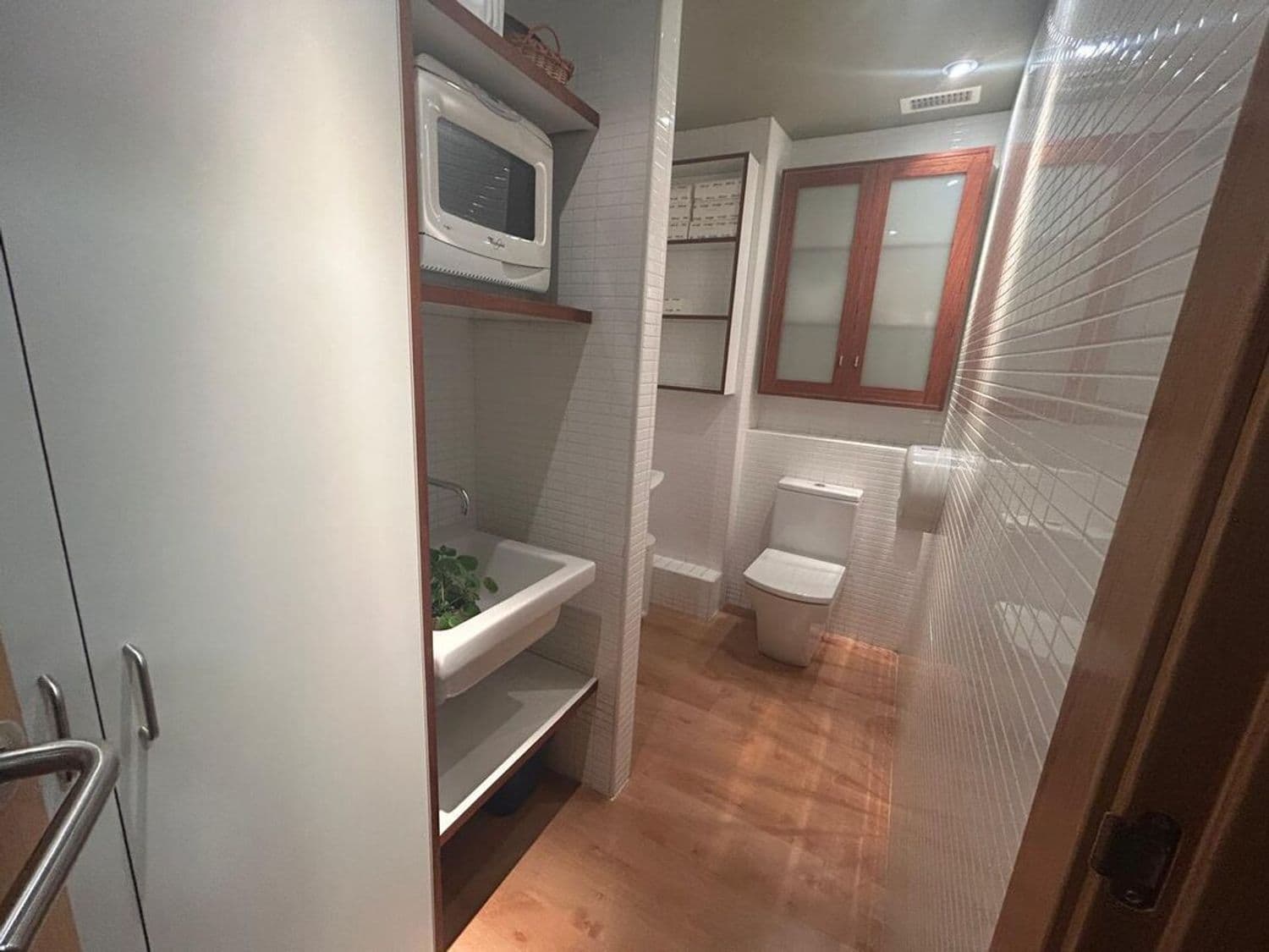 Se vende y se alquila oficina en Avenida Gasteiz. - imagen 10