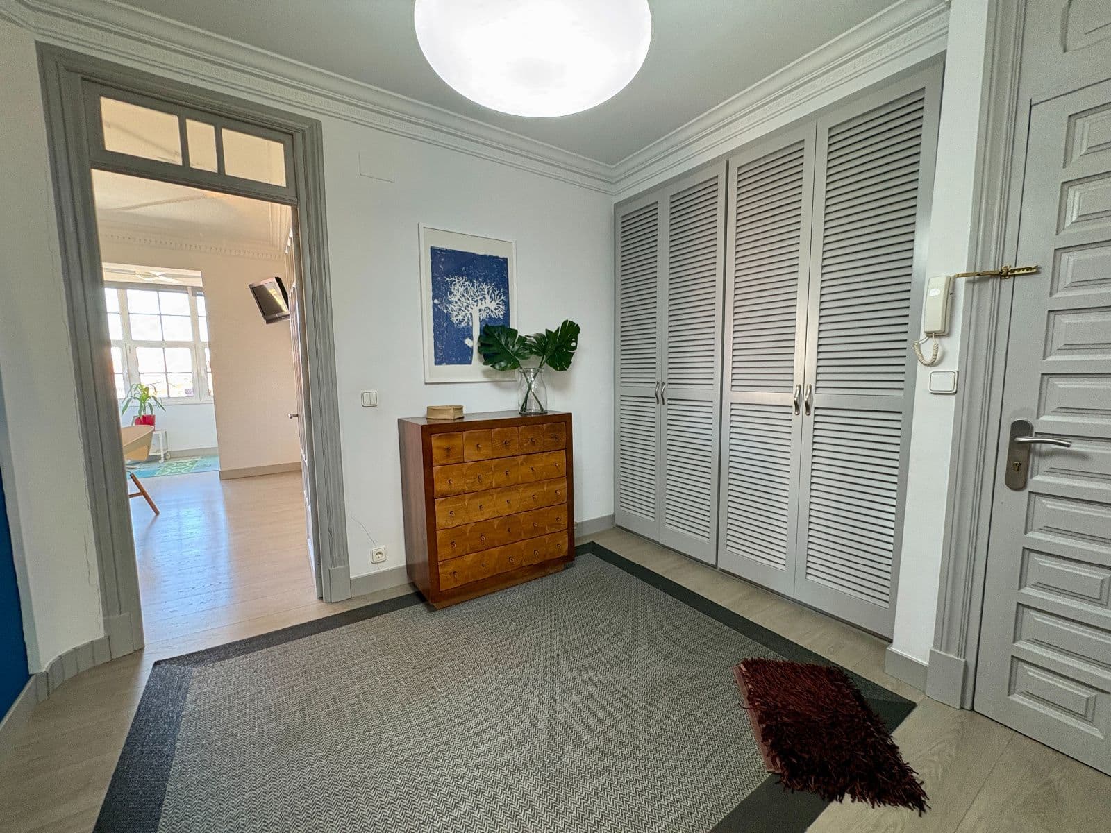 Se vende exclusivo duplex reformado con vistas privilegiadas - imagen 32