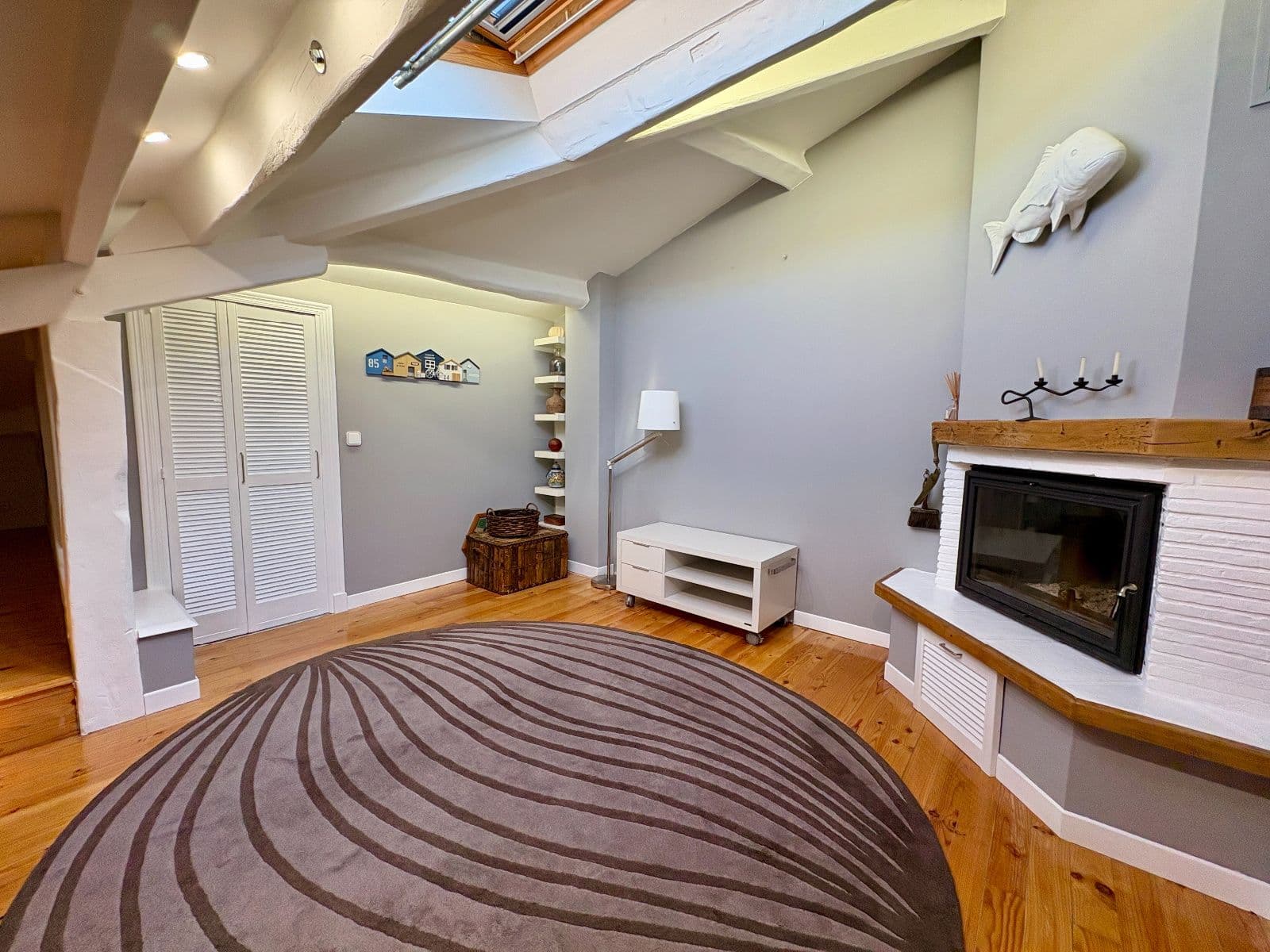 Se vende exclusivo duplex reformado con vistas privilegiadas - imagen 37