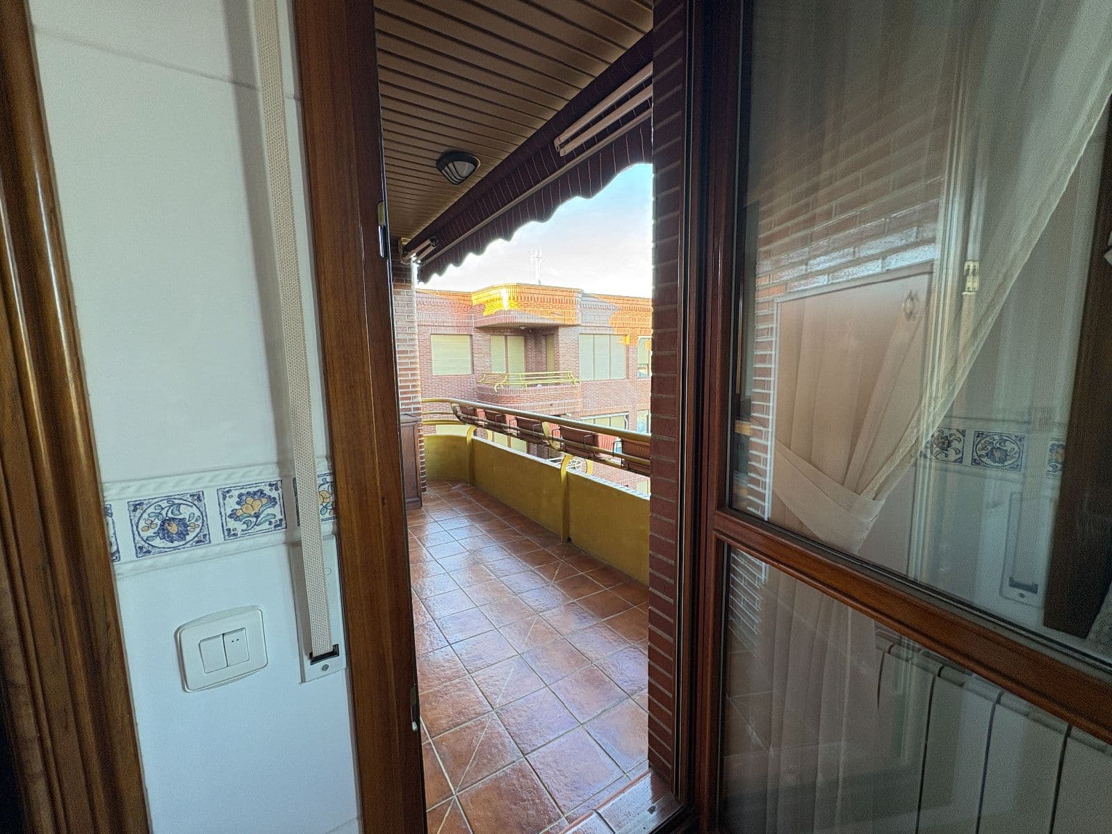 SE VENDE PISO CON TERRAZA, GARAJE Y TRASTERO EN PORTAL DE CASTILLA - imagen 13