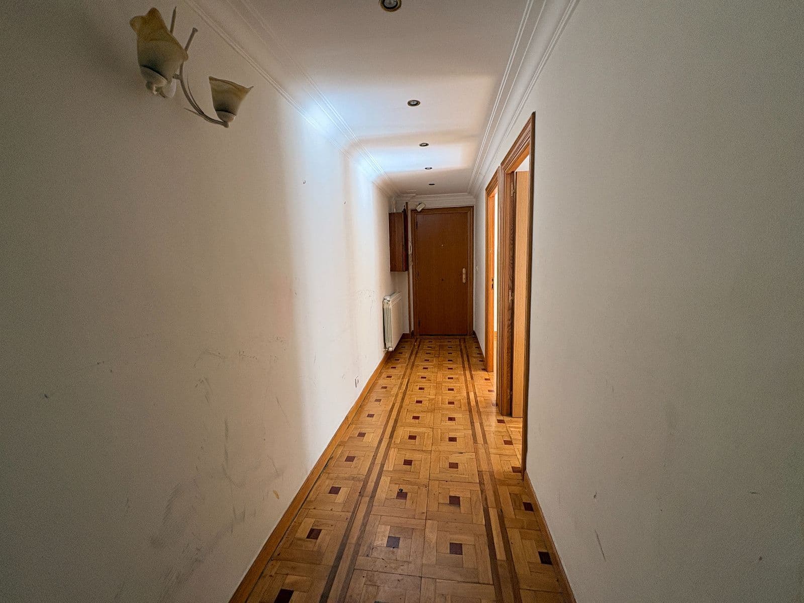 Se vende piso en la calle Angulema, en pleno centro de Vitoria-Gasteiz, frente a El Corte Inglés - imagen 12