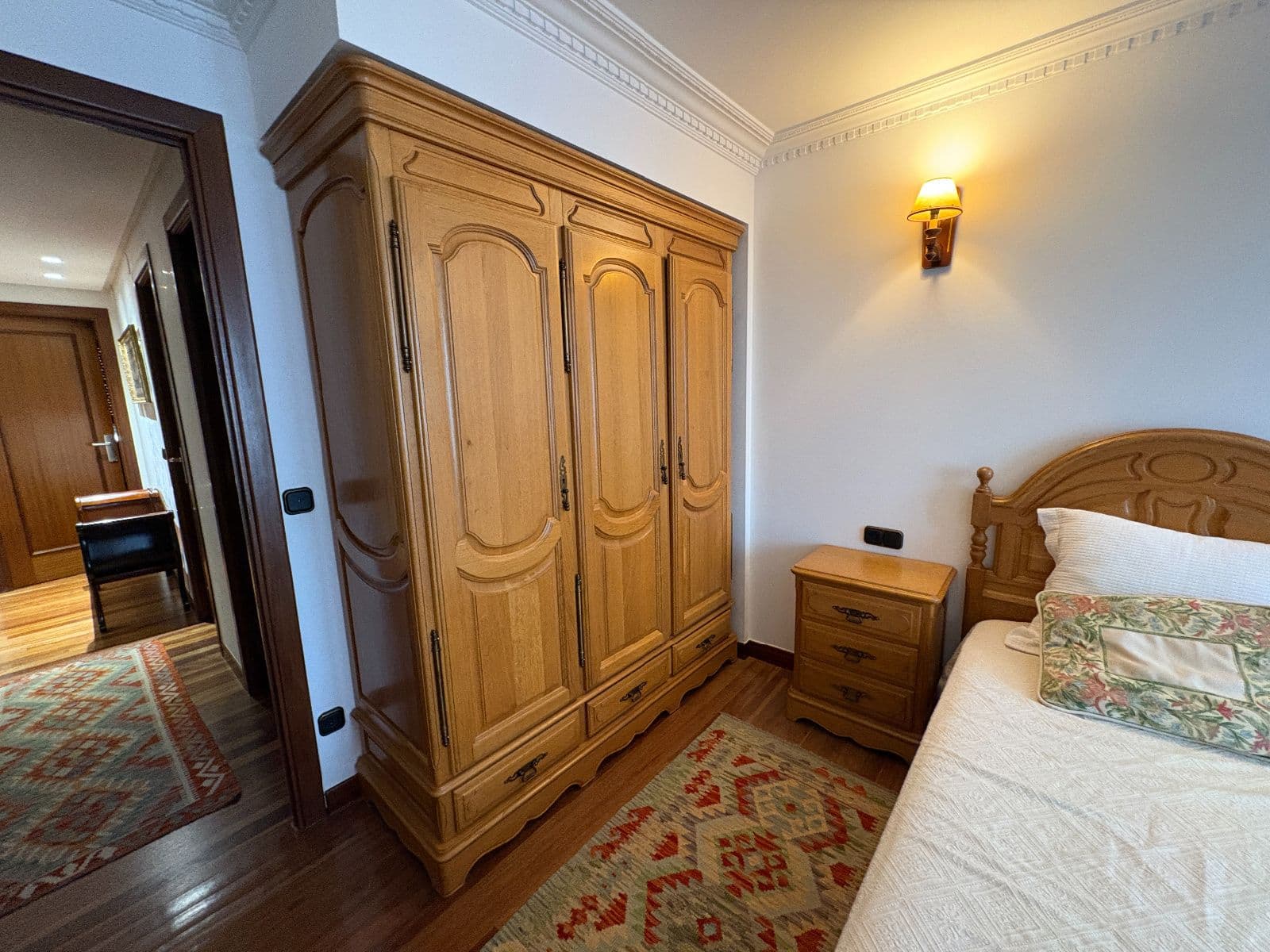 Se vende piso en Florida con garaje y txoko - imagen 41